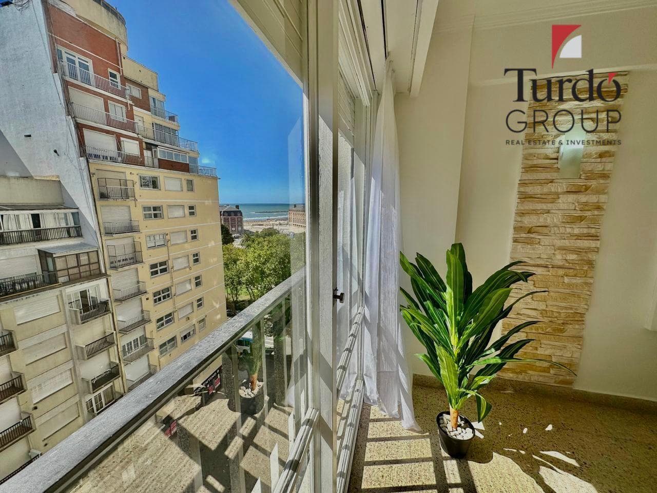 VENTA Departamento 2 AMBIENTES Con Dependencia en Zona Plaza Colon, Mar del Plata.