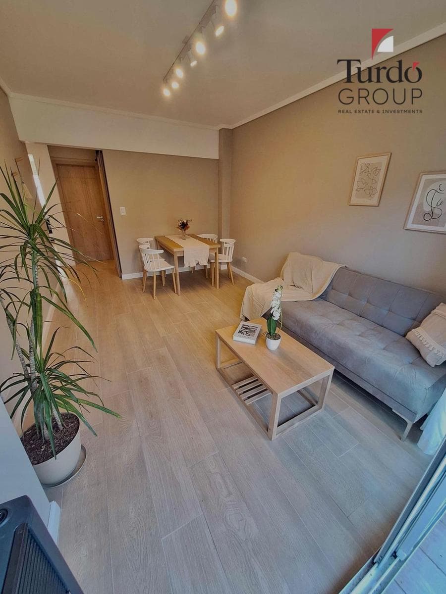 Departamento en VENTA, 2 ambientes. Zona Centro