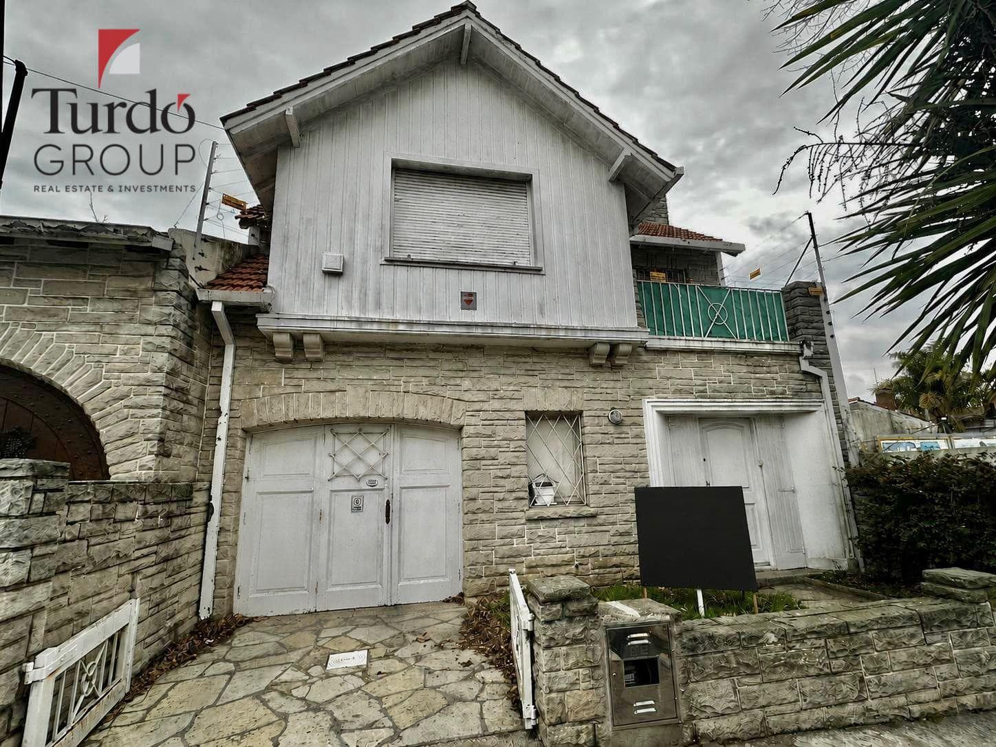 Casa 8 ambientes en Guemes, Mar del Plata — foto 1 de 32