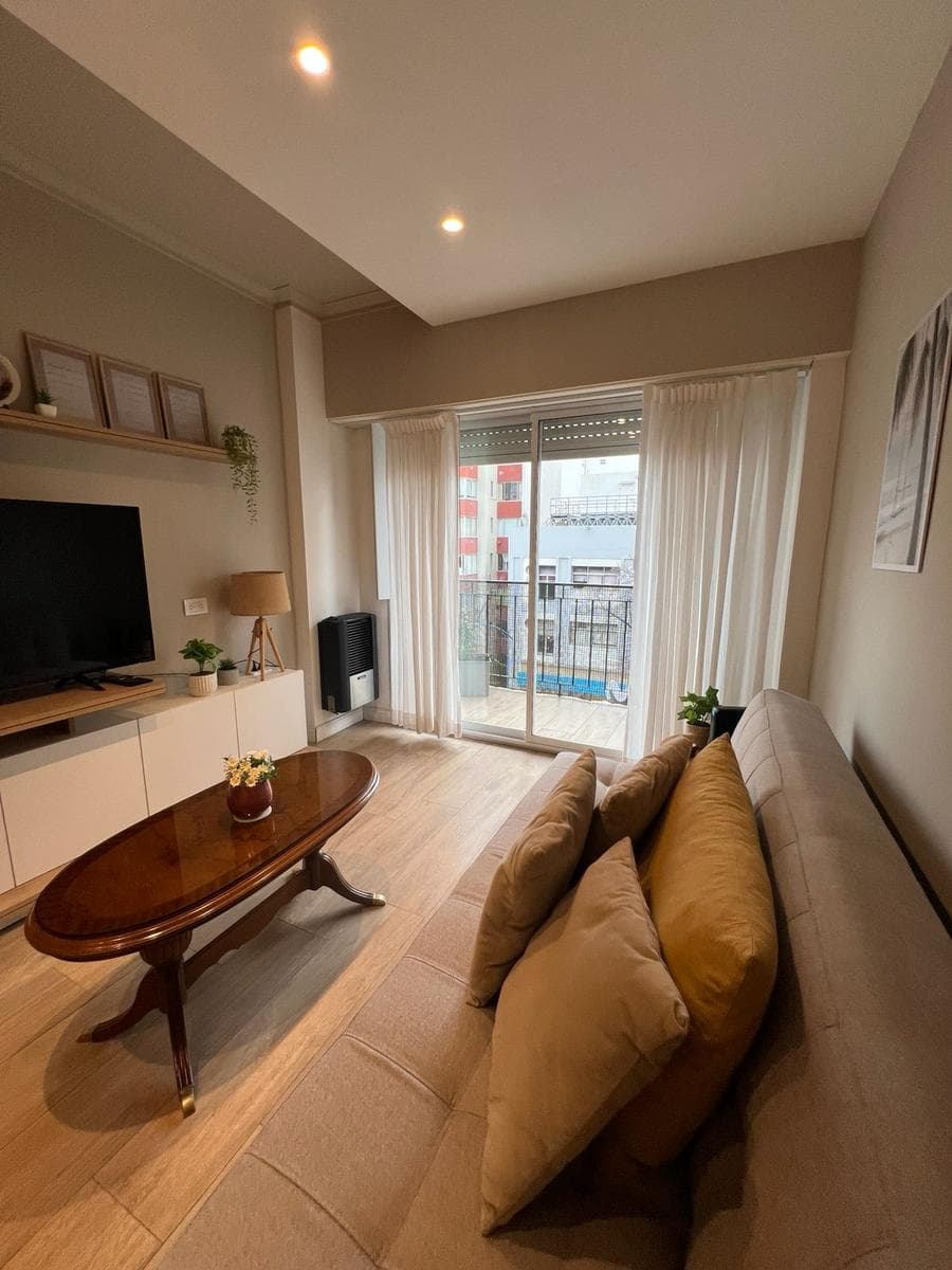 Departamento en VENTA, 2 amb. Zona Centro